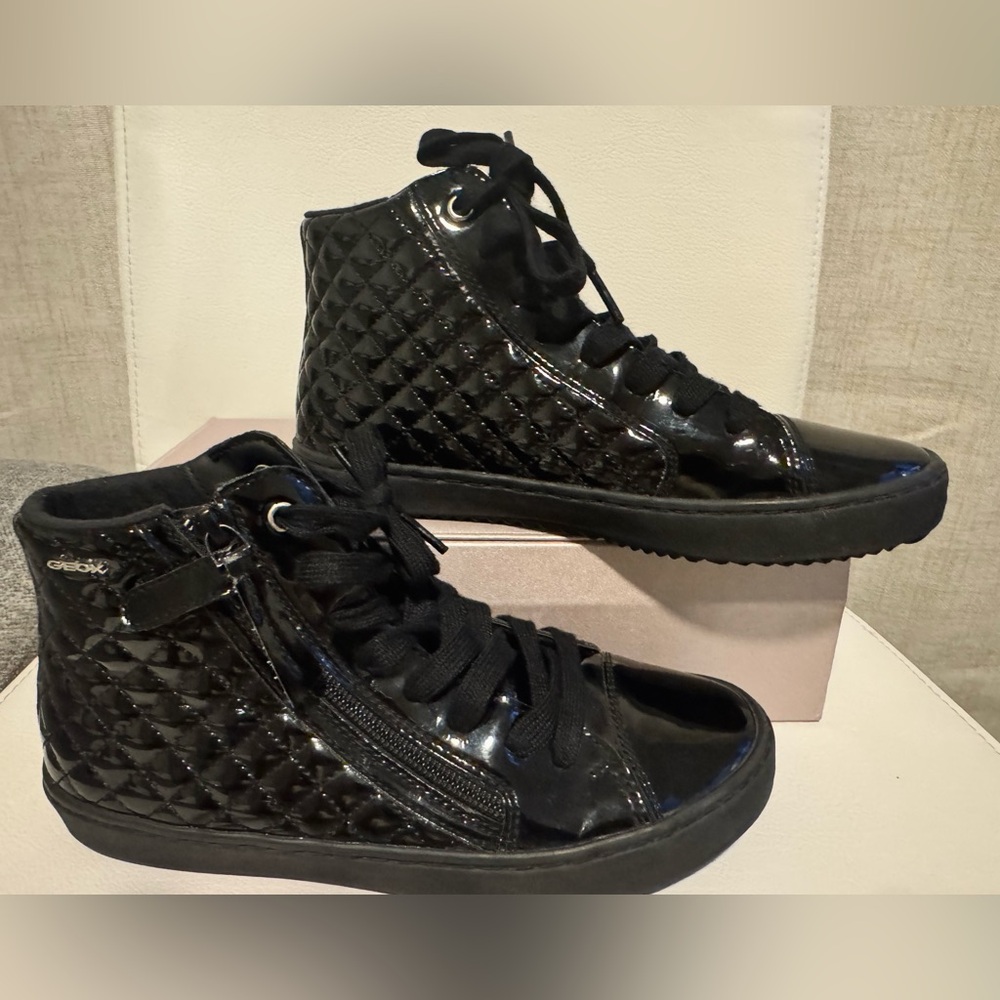 Kalispera High top sneakers, Color Black